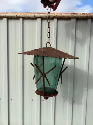 Lámpara de cristal y metal rústica