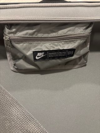 Maleta o bolsa Nike XL Negra Nueva
