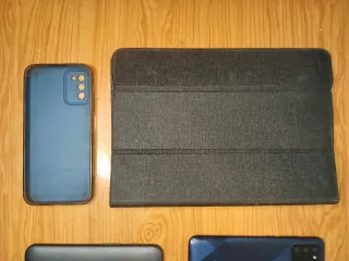 Lote 3 Móviles Samsung, Poco, Motorola tablet