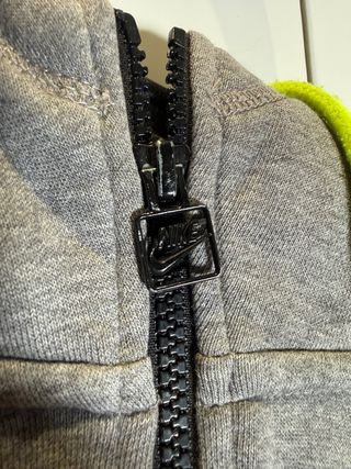 Sudadera Nike Gris con Cremallera