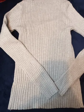 Jersey de cuello alto gris