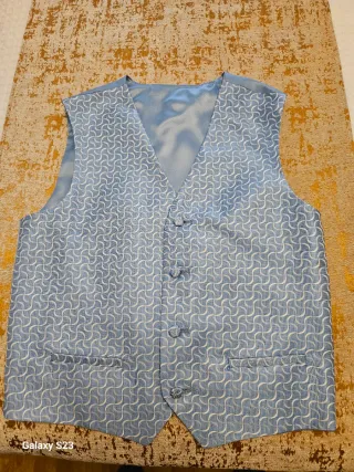 Traje de Comunión Blanco con Detalles Azules