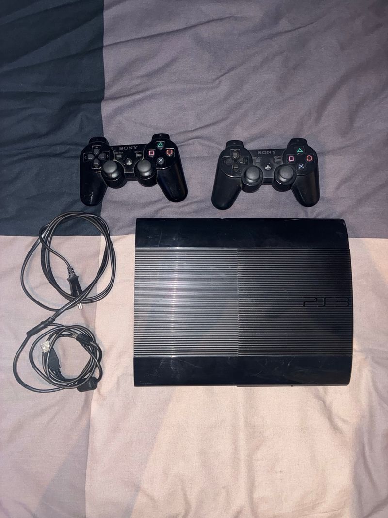 Consola Playstation 3 PS3 Negra