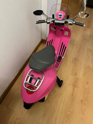 Vespa rosa para niños (2-6 años)