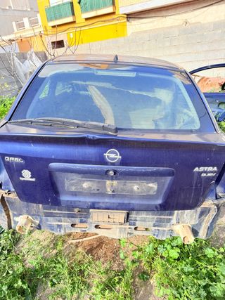 Maletero Opel Astra Coupé 2000