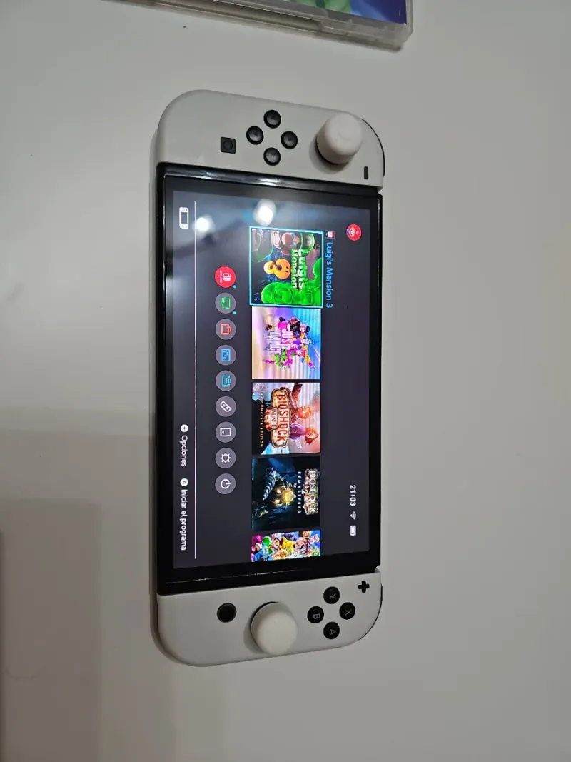 Nintendo Switch OLED Blanca + Mario+Rabbids 1 y 2 afbeelding 2