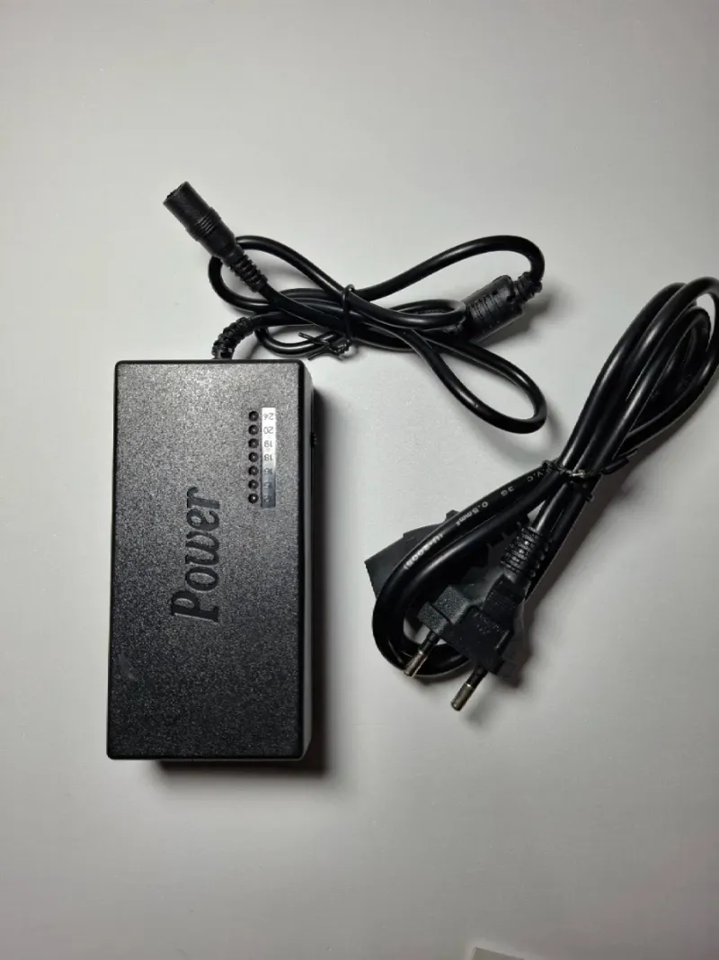 Adaptador Universal FOYU 12-24V 120W afbeelding 3