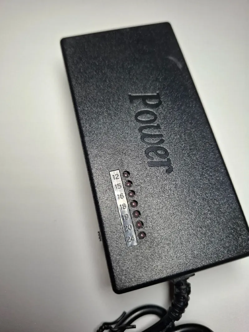 Adaptador Universal FOYU 12-24V 120W afbeelding 4