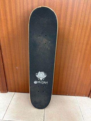 Skate Element Nyjah Usado 5 veces y dejado
