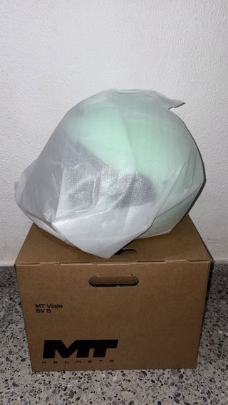 Casco Moto MT Menta Talla S Nuevo