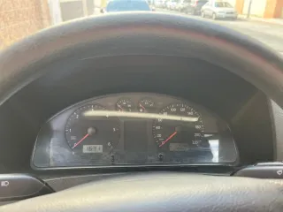 Volkswagen Transporter T5 2004