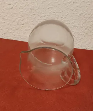 Jarra de cristal transparente