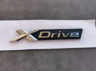 Logo Emblema Xdrive Pegatina Lateral Maletero BMW