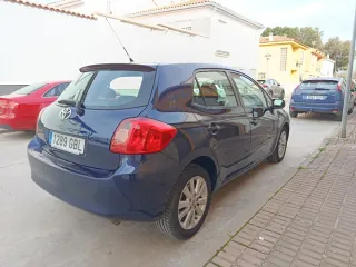 Toyota Auris 2010