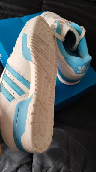 Zapatillas Adidas Rivalry Low J Talla 38 .2/3