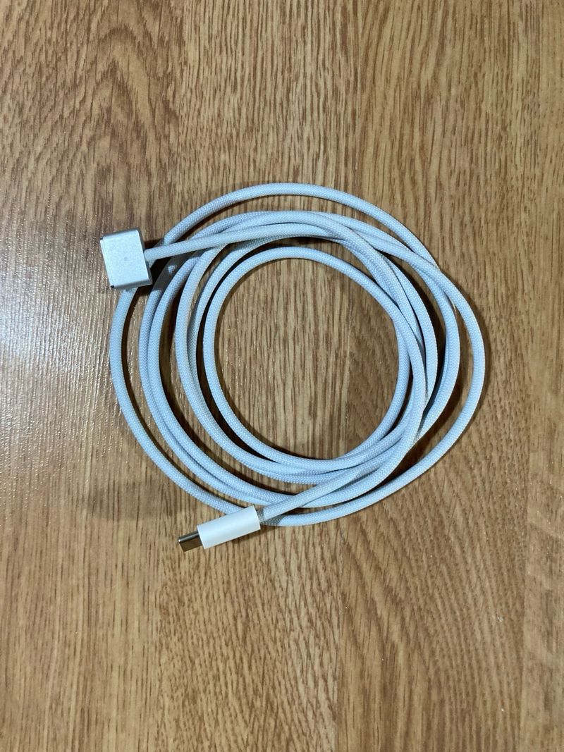 Cable MagSafe 3 MacBook Apple