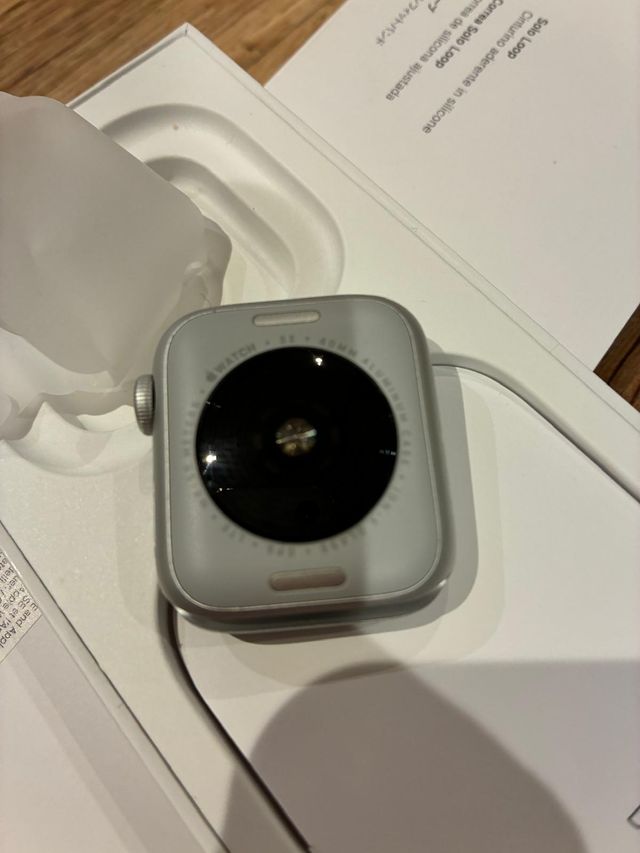 Apple Watch SE (2ª gen) GPS + Celular