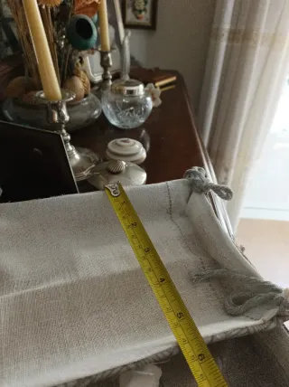 Cestas de tela con decoración para servir