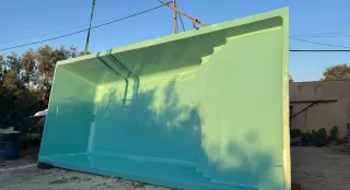 Piscinas de poliéster, varios modelos