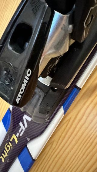 Esquís Atomic Demo 159cm + Fijaciones HT10