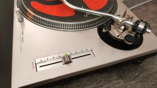 Technics SL-1200MK2 Tocadiscos