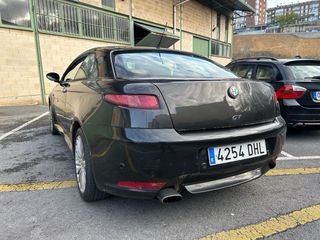 Alfa Romeo GT 2005