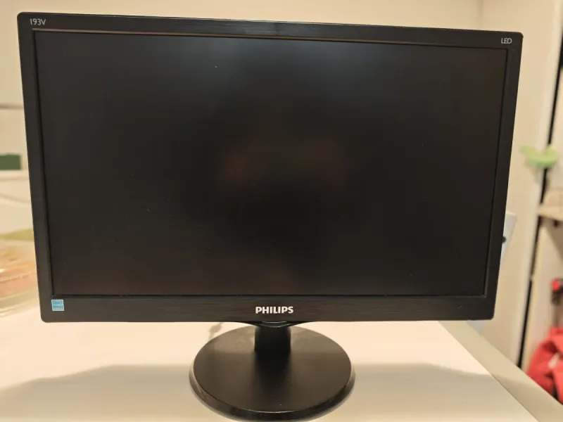Monitor Philips 193V LED Negro. Incluye cable HDMI