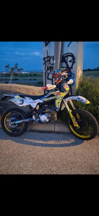 Husqvarna Enduro/Supermotard 125 cc