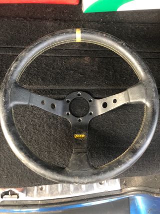 Volante OMP Desplazado