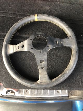 Volante OMP Desplazado