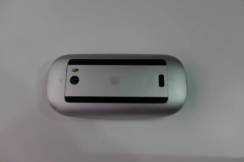 Ratón Apple Magic Mouse afbeelding 4