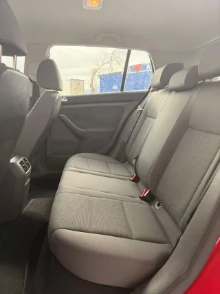 Volkswagen Golf V 1.9 TDI GARANTÍA