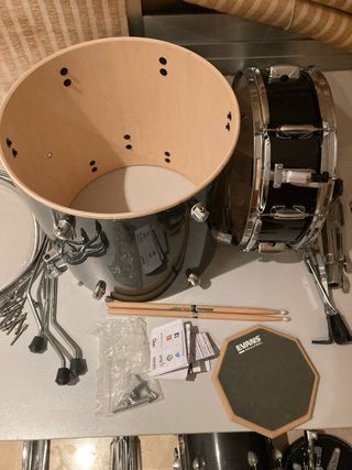 Batería acústica Tama Rhythm Mate. Muy buen estado