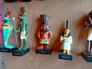Divinidades del Antiguo Egipto. Colección Hachette
