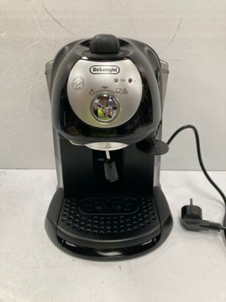 Cafetera DeLonghi EC201CD.B Negra