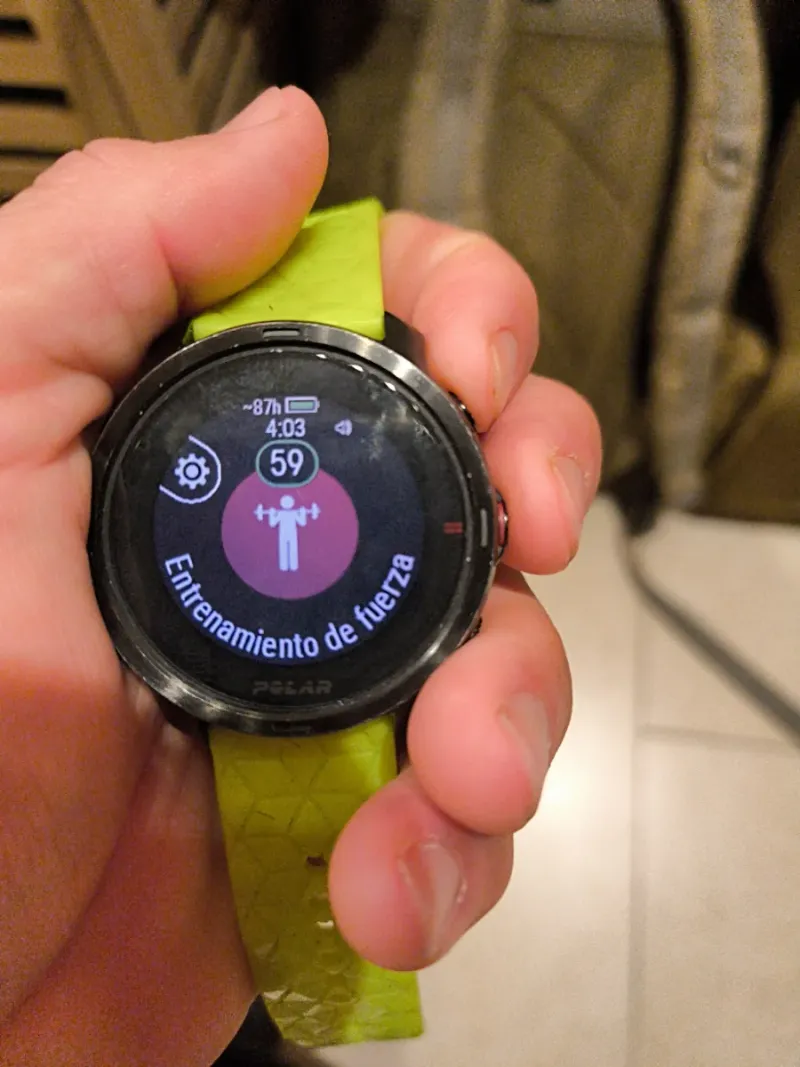 Reloj Polar Grit X Negro/Verde afbeelding 6
