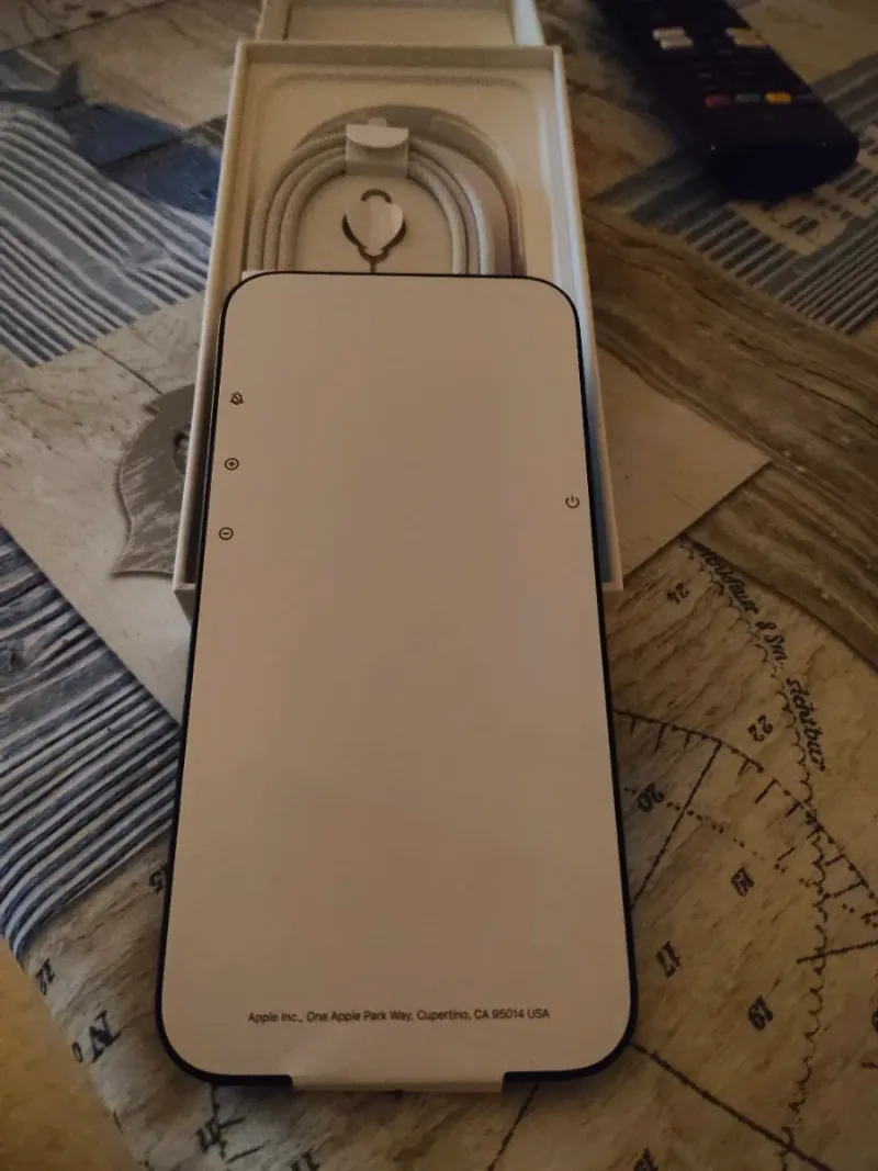 iPhone 16e afbeelding 2