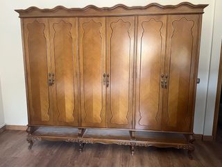Armario de madera clásico 6 puertas