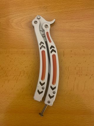 Réplica Navaja Mariposa CSGO sin filo