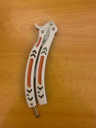 Réplica Navaja Mariposa CSGO sin filo