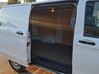 Mercedes-Benz Vito Furgon e-Vito 111 Larga 85 kW (116 CV)