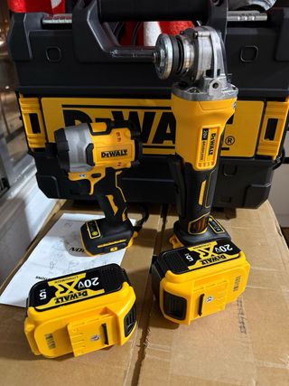 Kit Radial y Atornillador de impacto