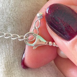 Hermoso conjunto de joyería de perlas con pulsera