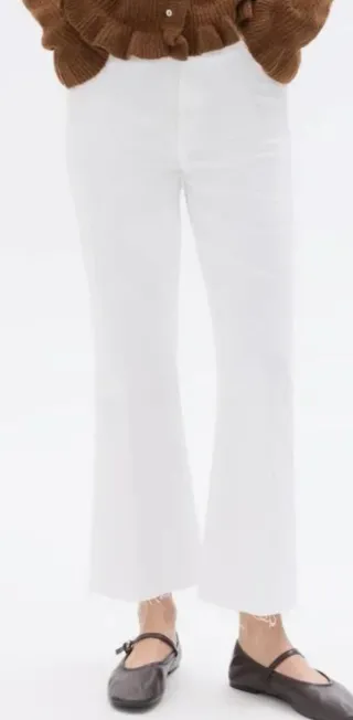 Pantalón flare blanco deshilachado