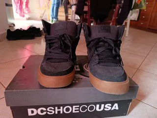 Scarpe DC Shoes alte nere e marroni