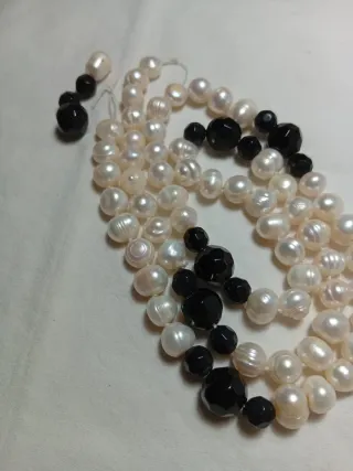 Collar Perlas Río y Onix Facetado