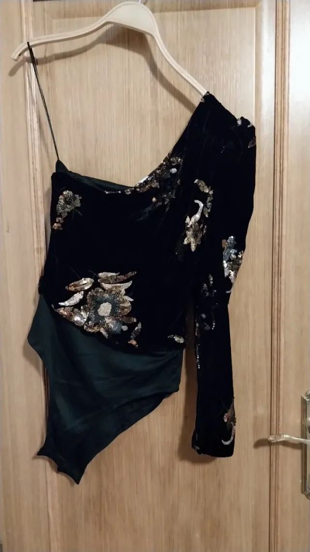 Body Terciopelo Lentejuelas Talla M