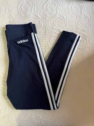 Mallas Adidas Azul Marino con Rayas Blancas