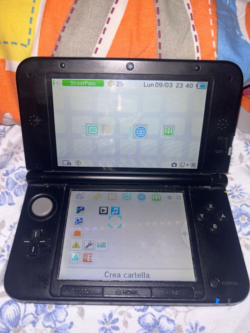 Nintendo 3DS XL Negra y azul