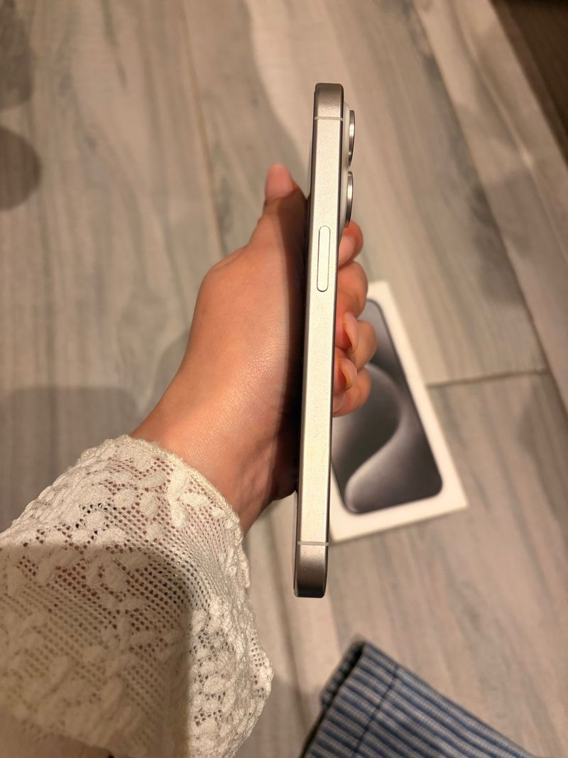iPhone 15 Pro 256GB blanco afbeelding 4